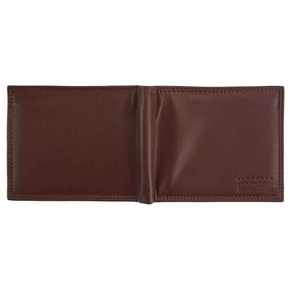 Farbe: Braun
