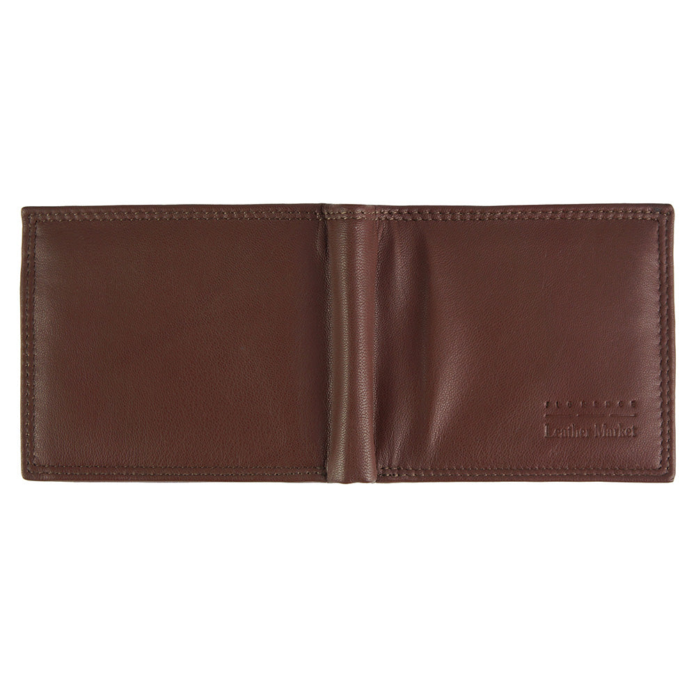 Farbe: Braun