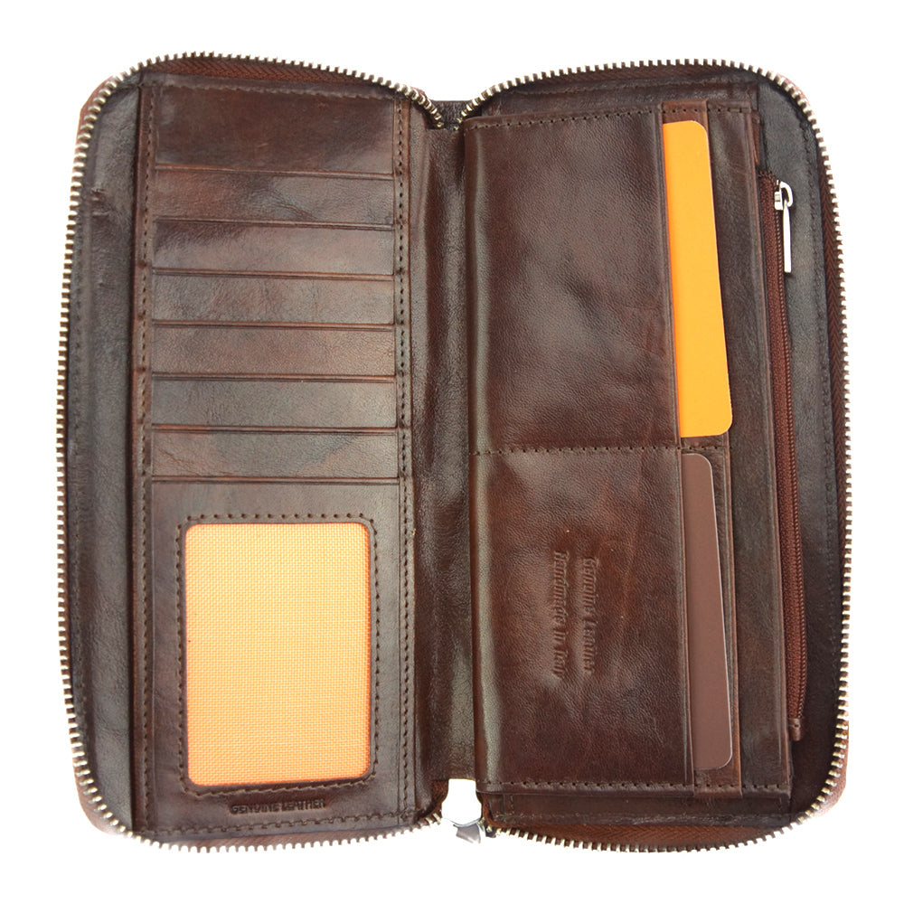 Farbe: Braun