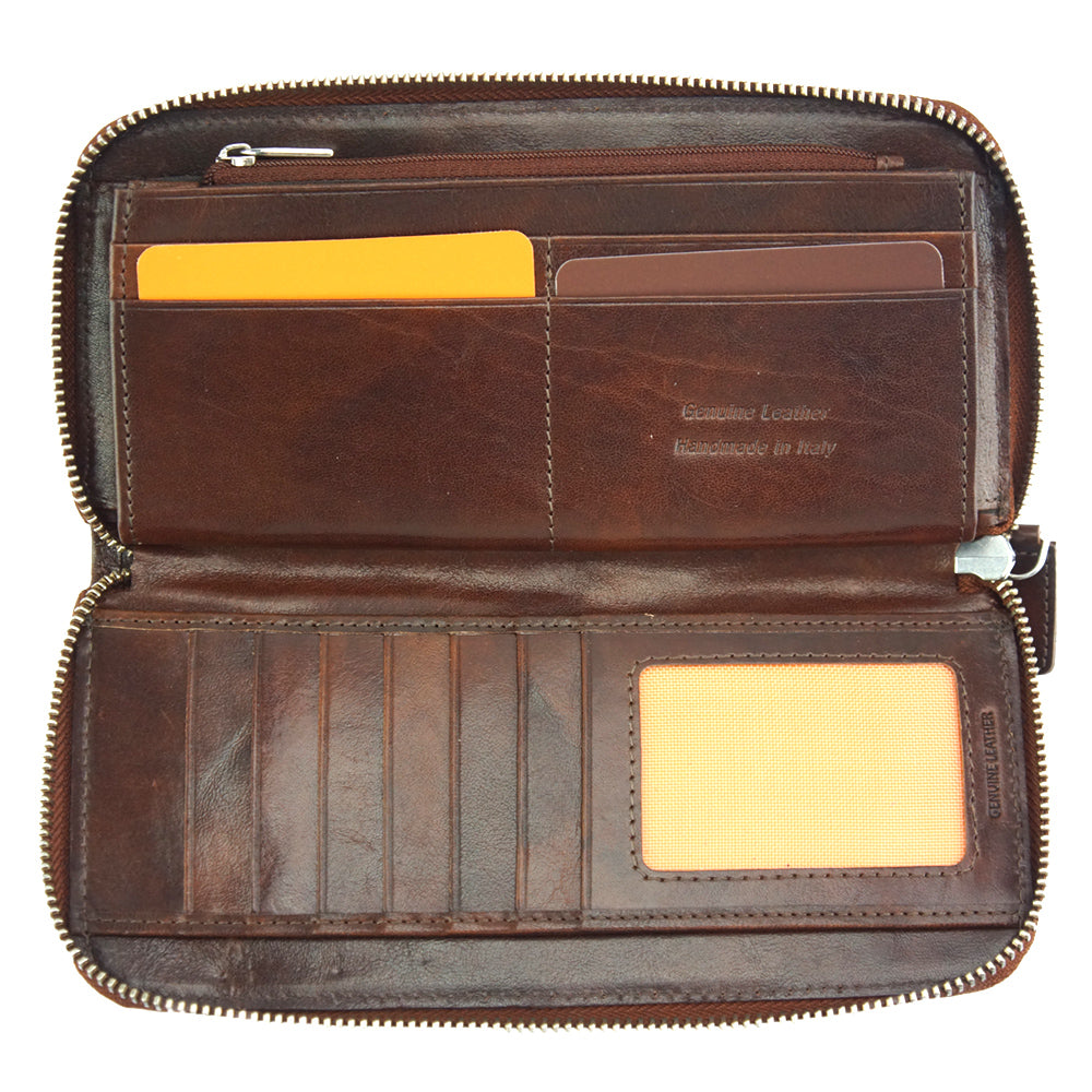 Farbe: Braun