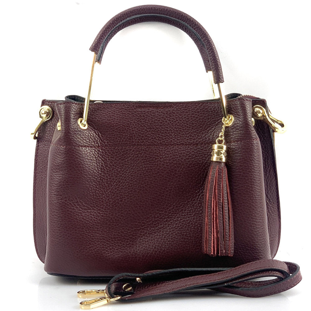 Farbe: Bordeaux