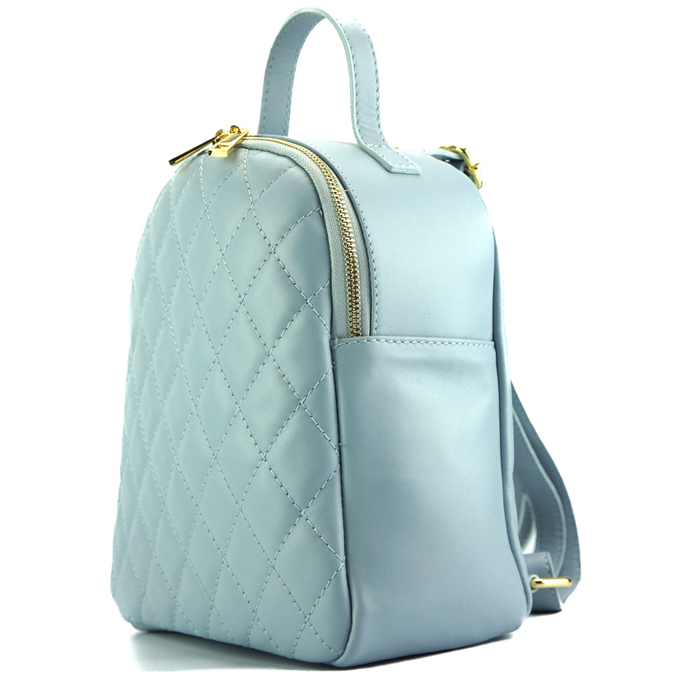 Farbe: Hellblau