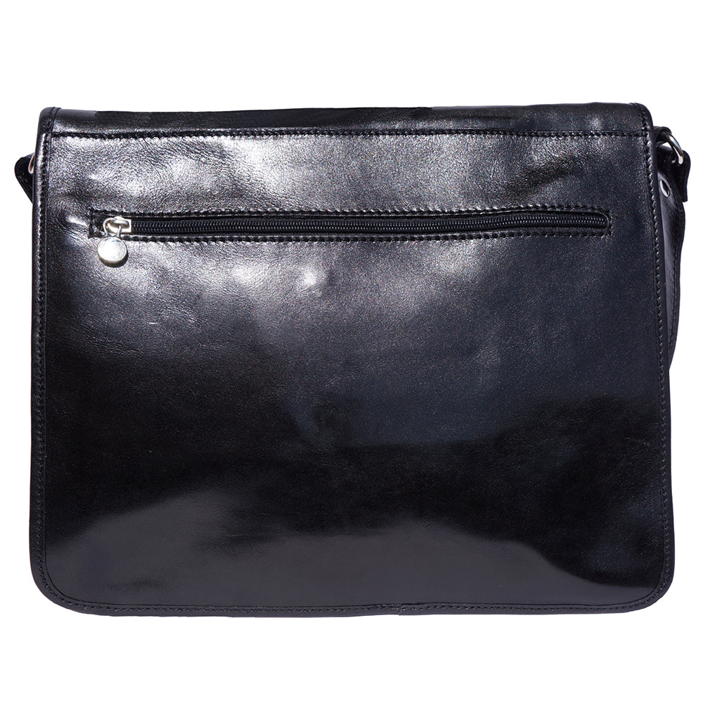 Farbe: Schwarz