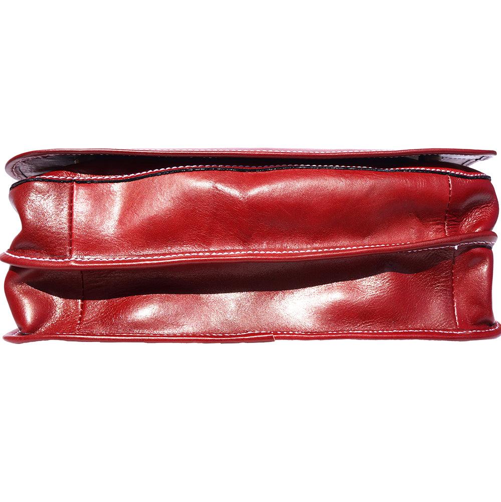 Farbe: Hellrot