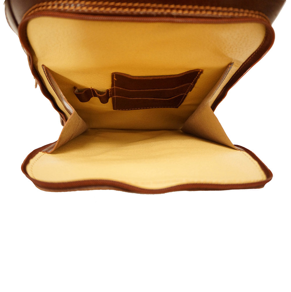 Farbe: Braun