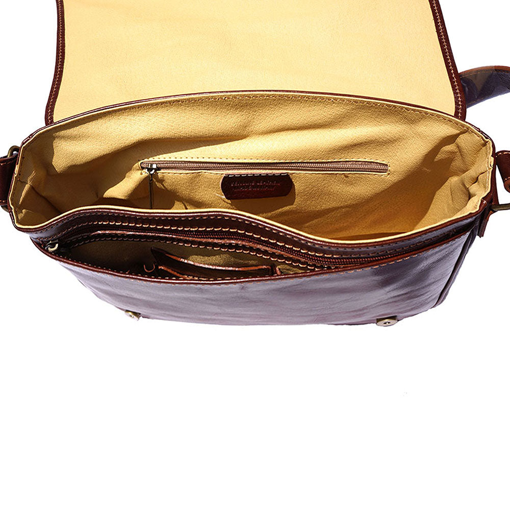 Farbe: Braun