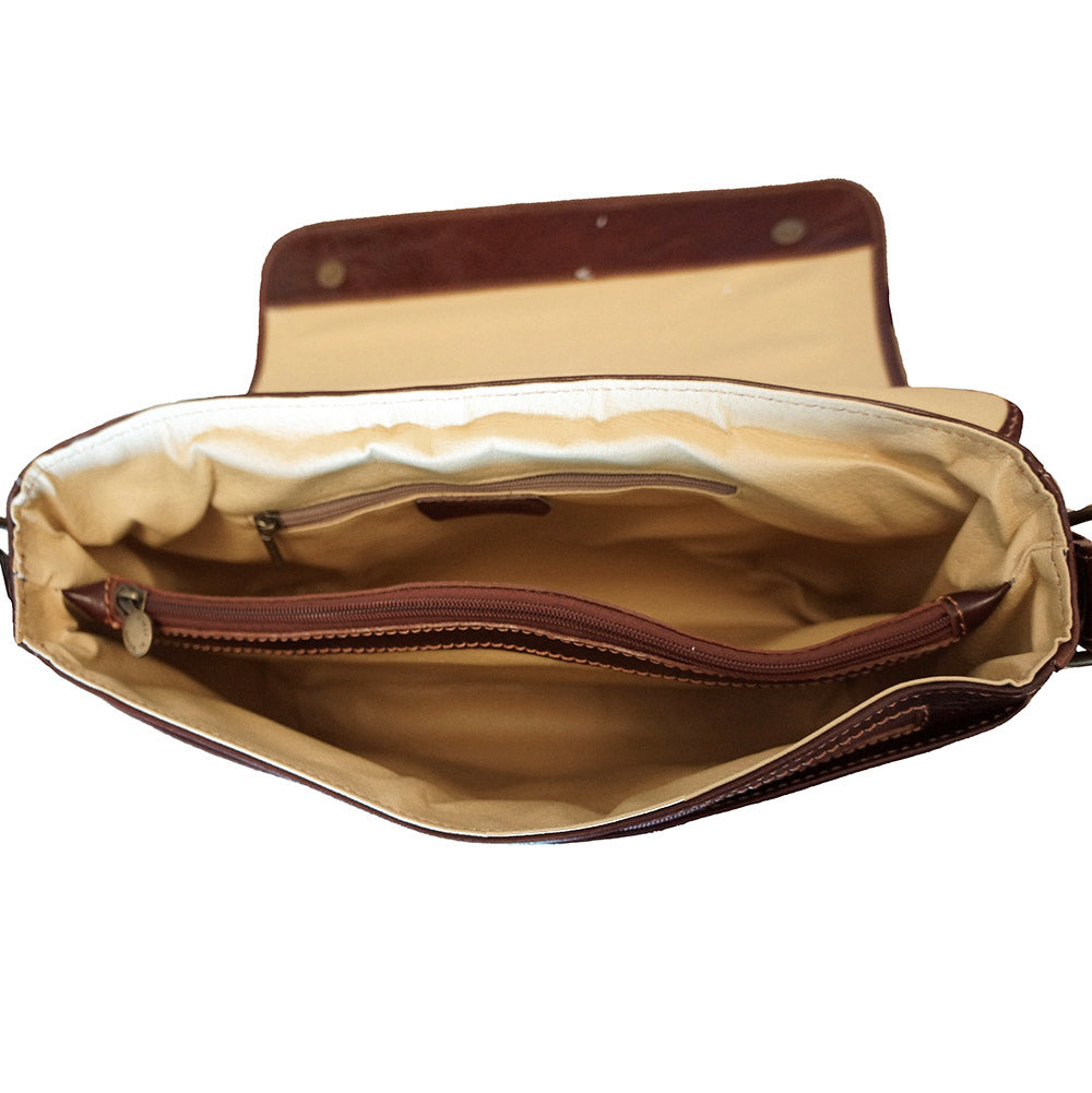 Farbe: Braun