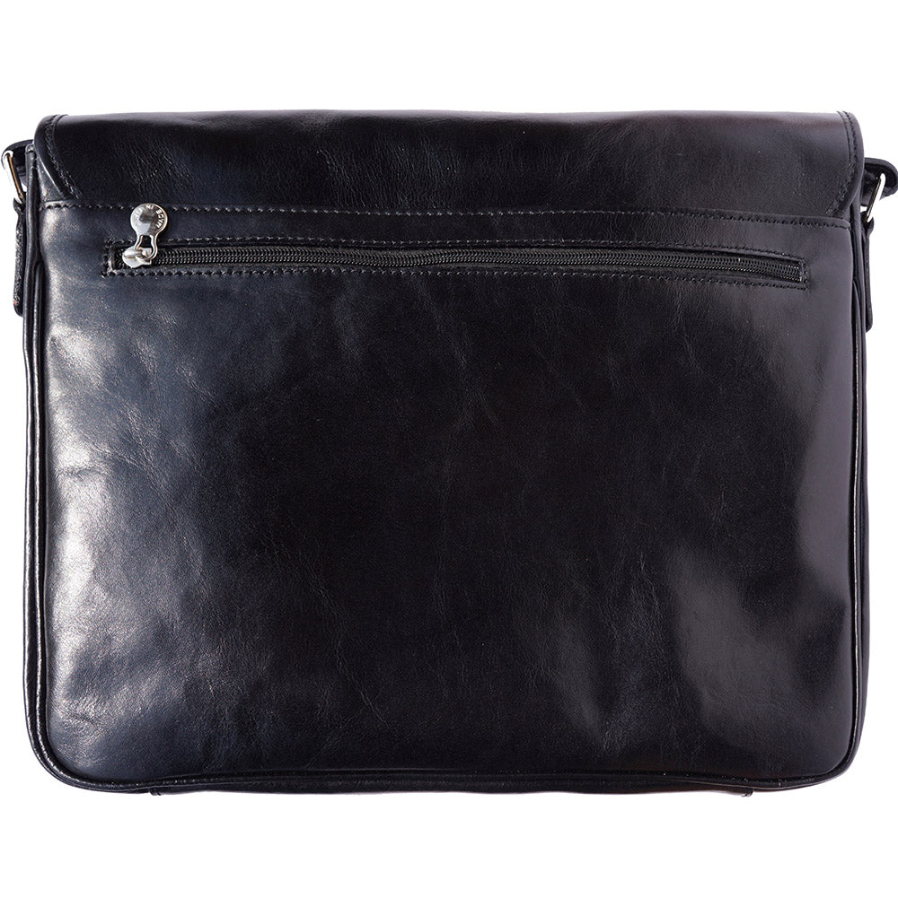Farbe: Schwarz
