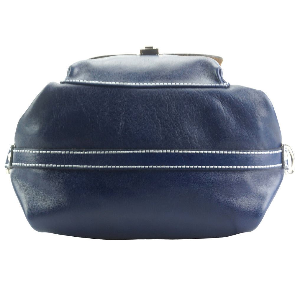 Farbe: Dunkelblau