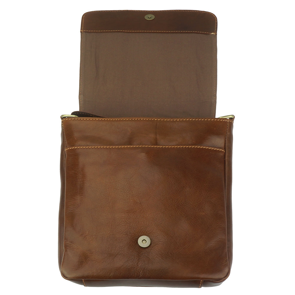 Farbe: Braun