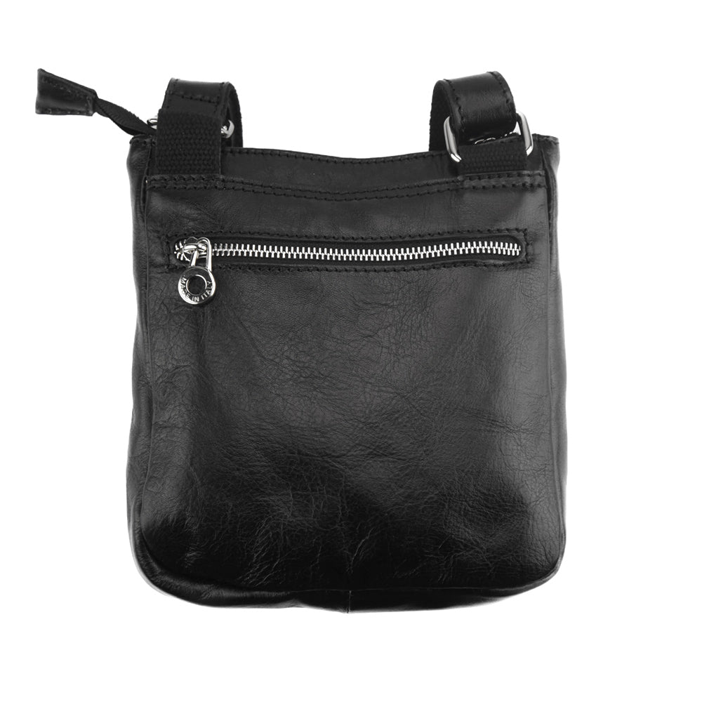 Farbe: Schwarz