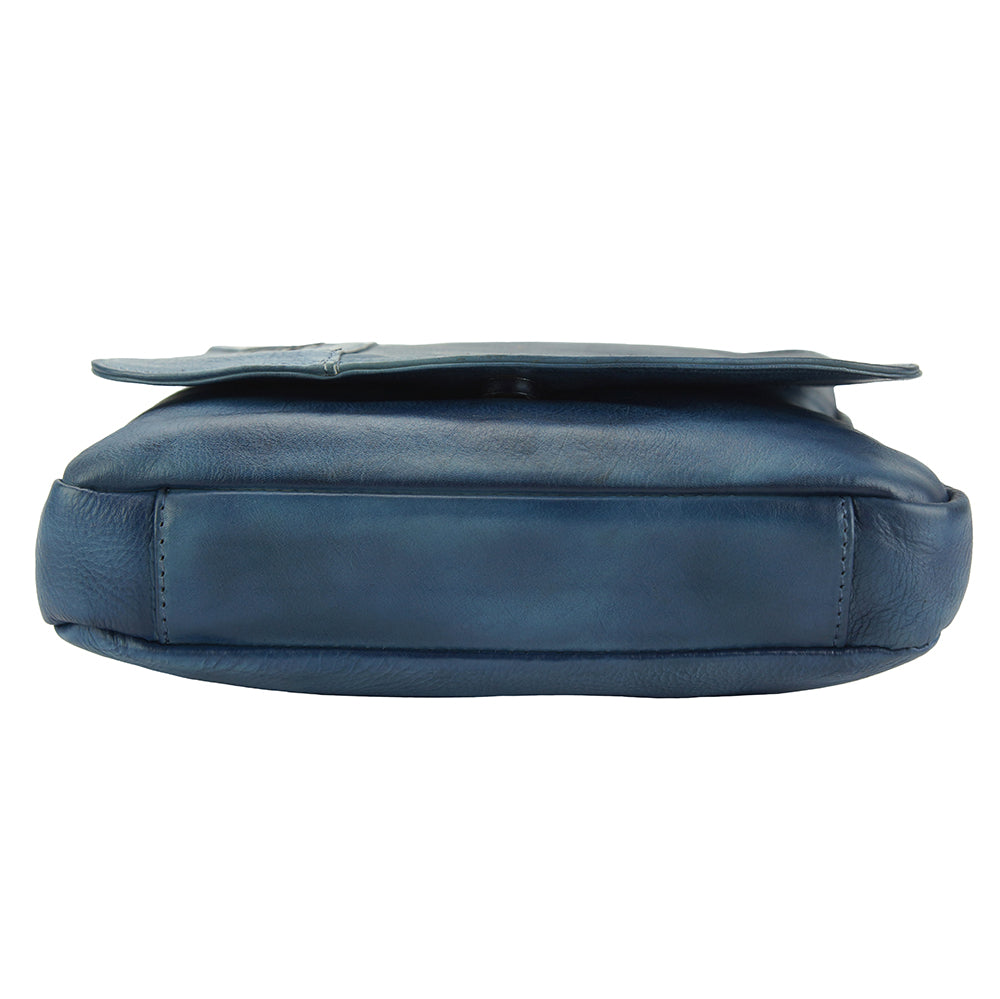 Farbe: Dunkelblau