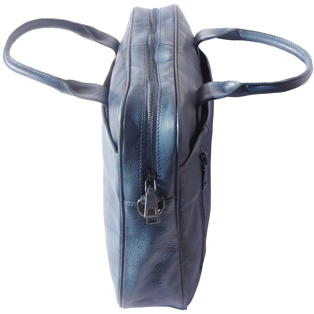 Farbe: Dunkelblau