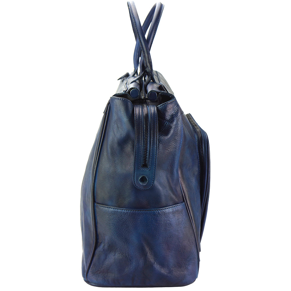 Farbe: Dunkelblau