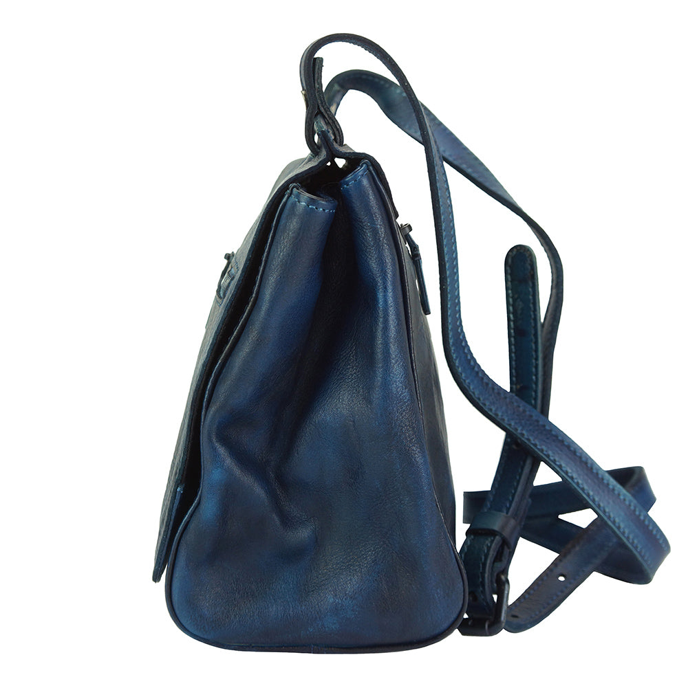 Farbe: Dunkelblau