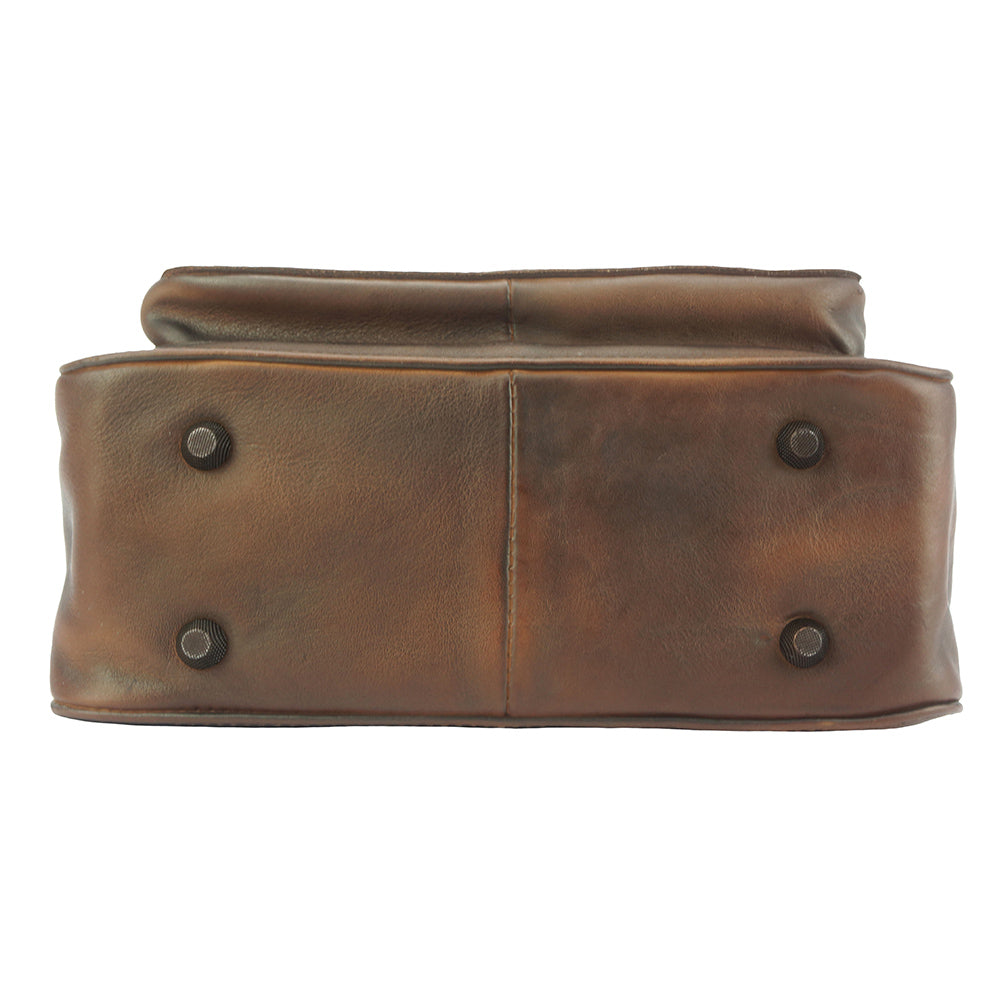 Farbe: Braun