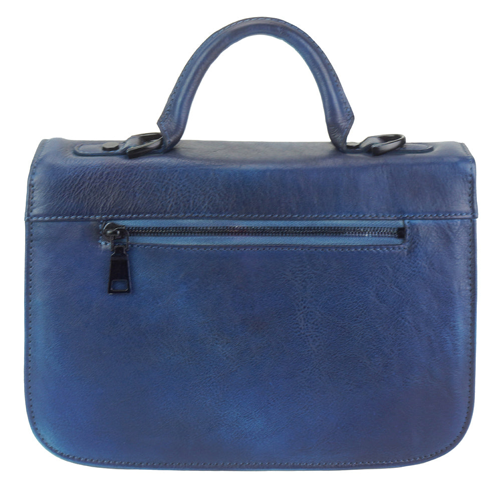 Farbe: Dunkelblau