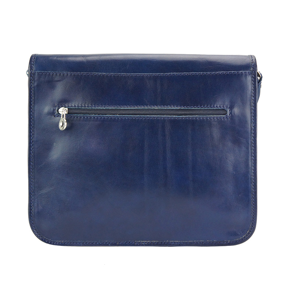 Farbe: Dunkelblau