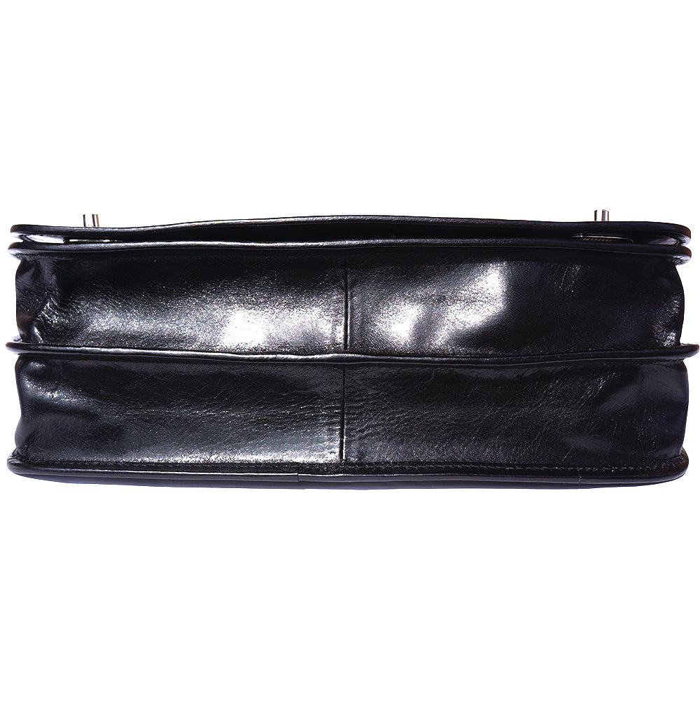 Farbe: Schwarz