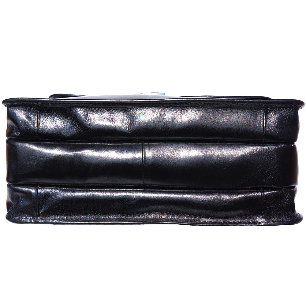 Farbe: Schwarz