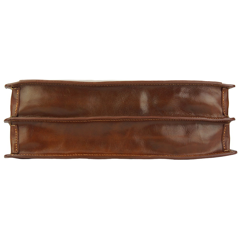 Farbe: Braun
