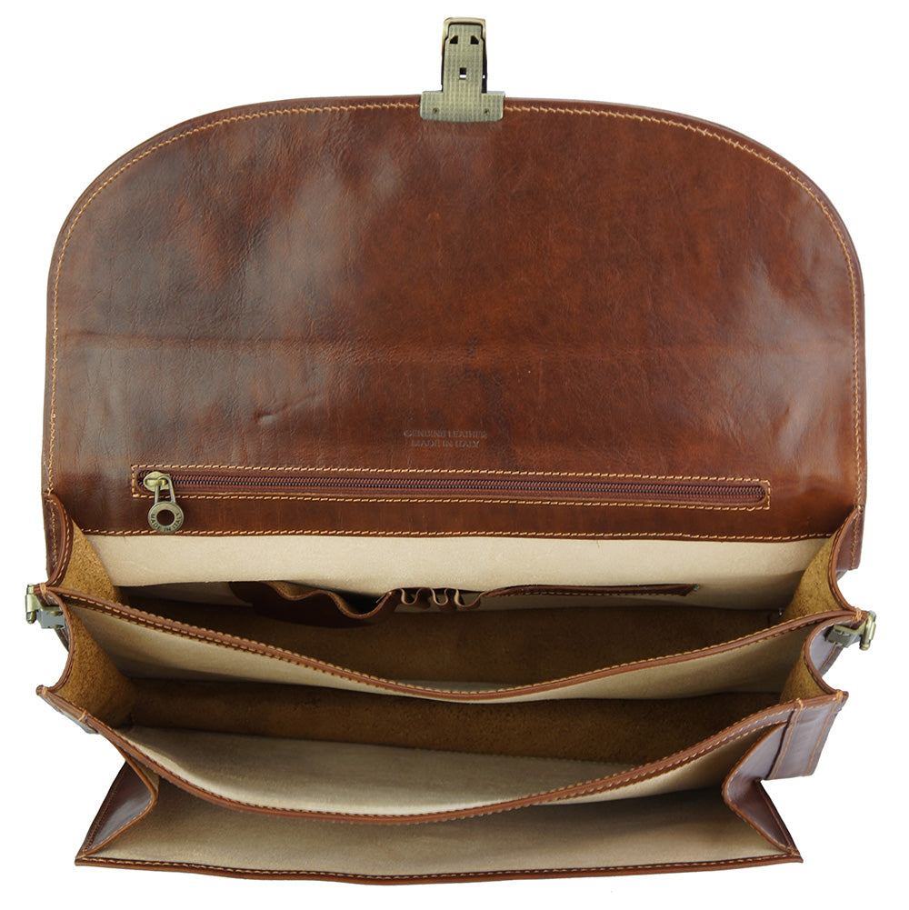 Farbe: Braun