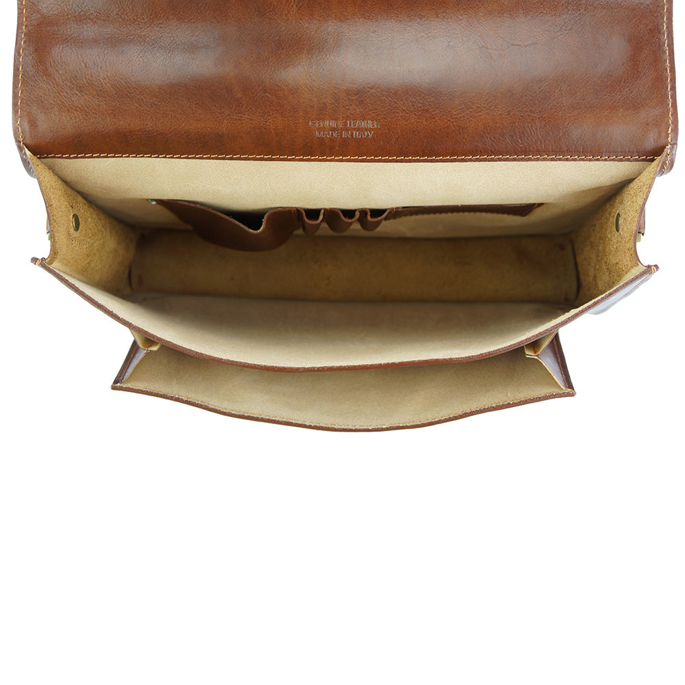 Farbe: Braun