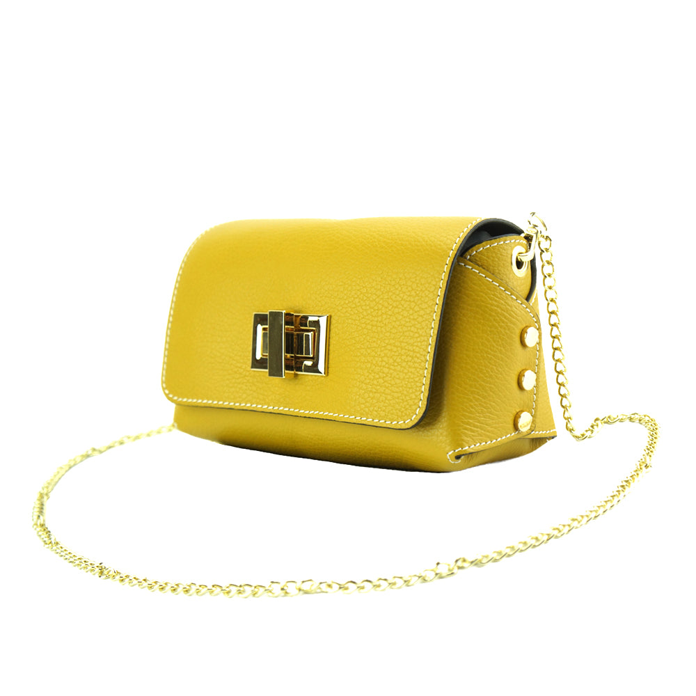 Farbe: Gelb