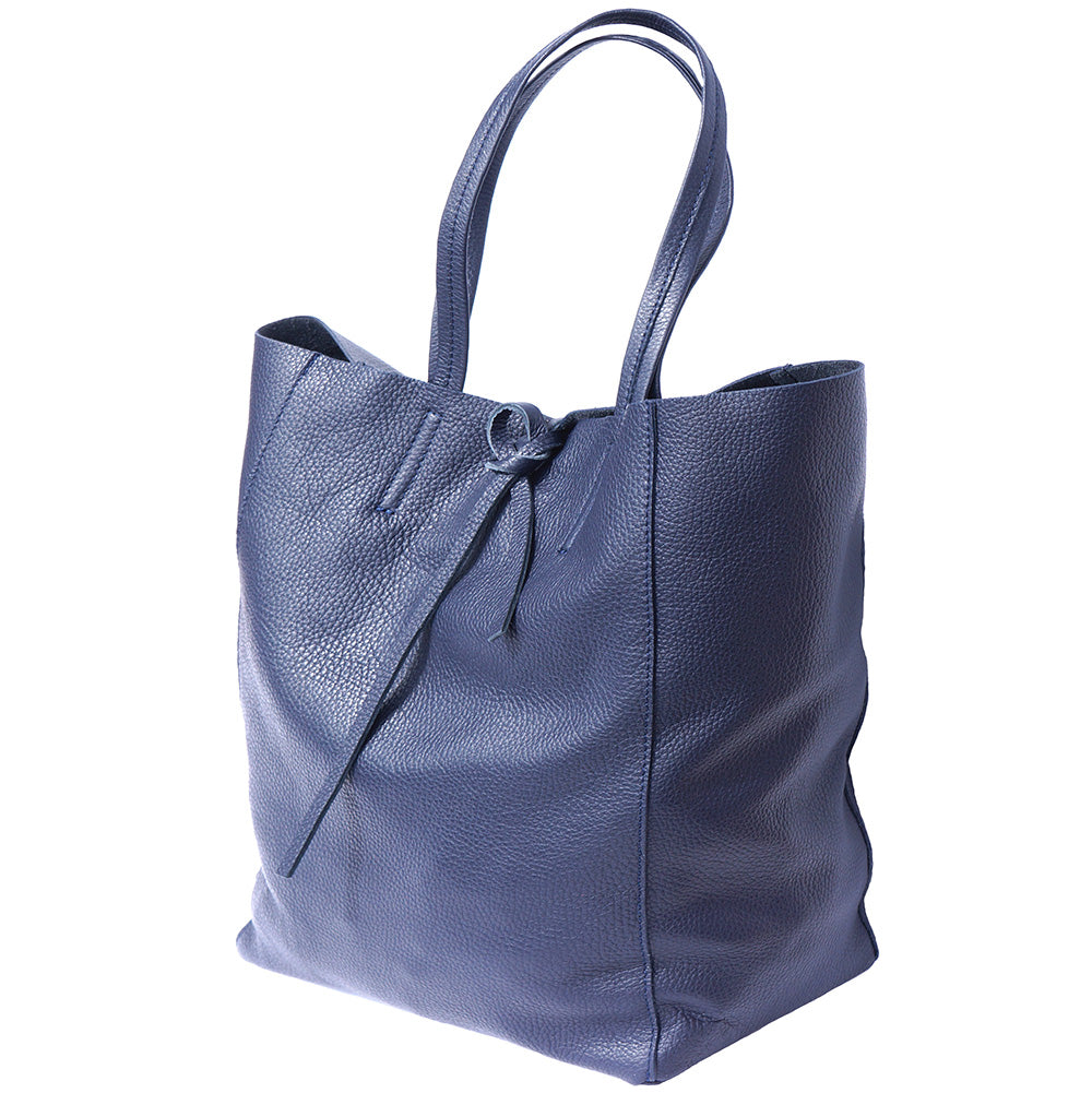 Farbe: Dunkelblau