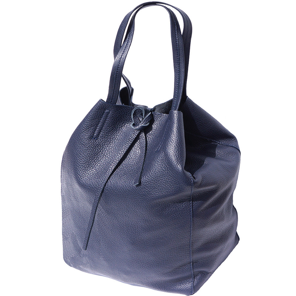 Farbe: Dunkelblau