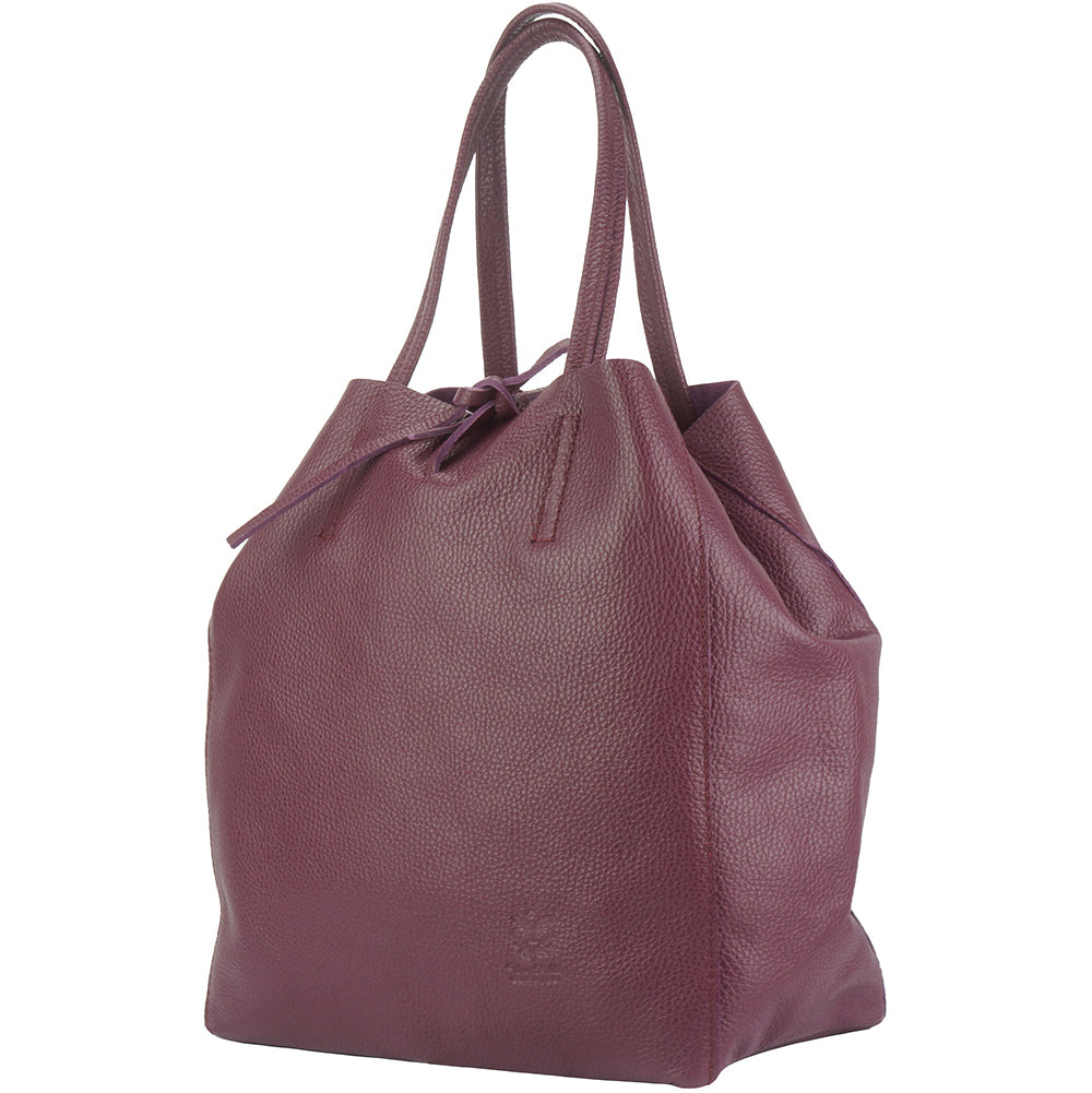 Farbe: Bordeaux