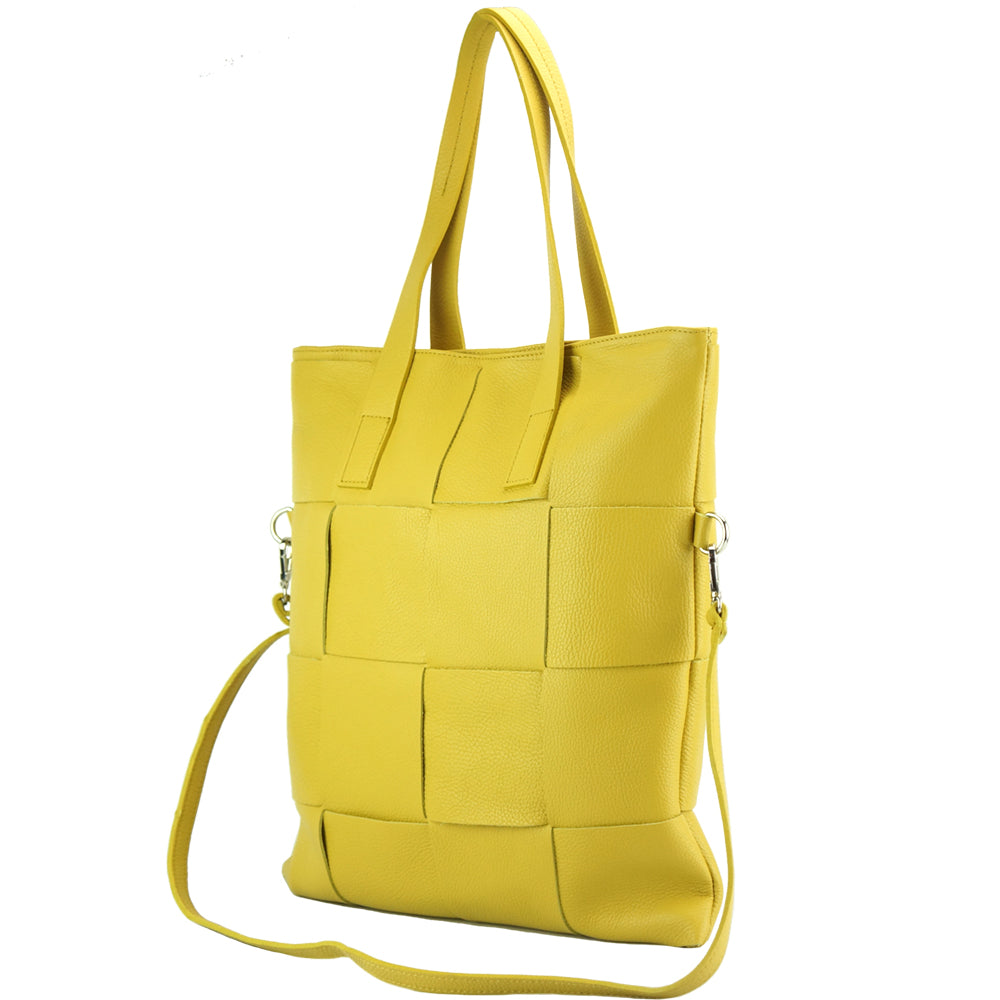 Farbe: Gelb