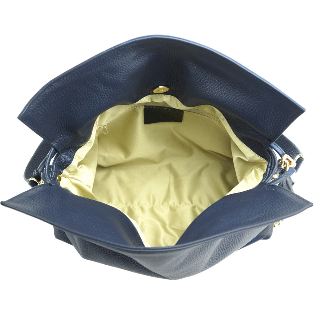Farbe: Dunkelblau