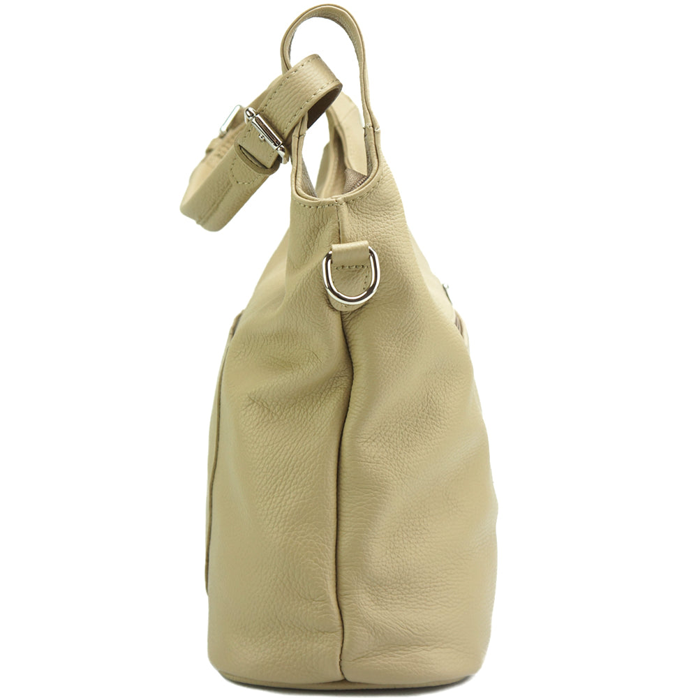 Farbe: Licht taupe