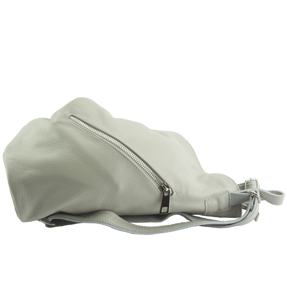 Farbe: Grau
