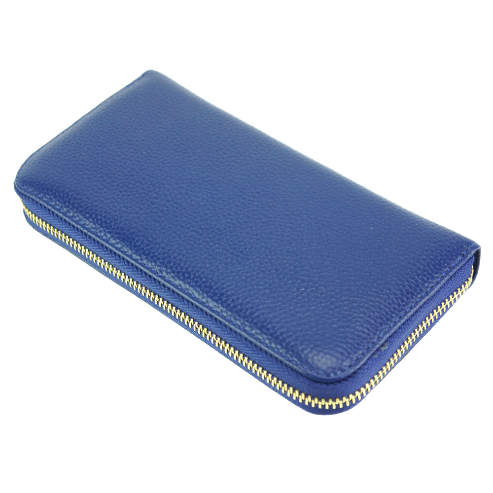 Farbe: Signalblau