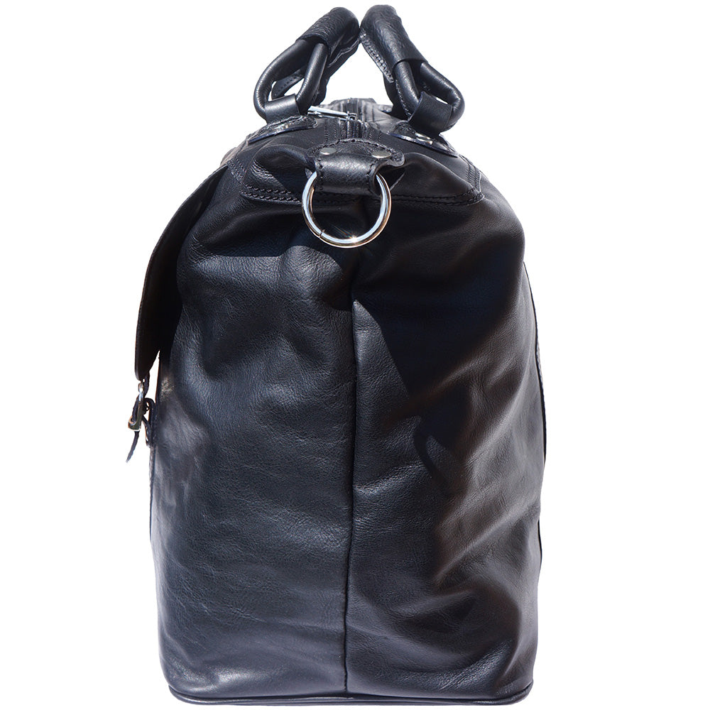 Weekender unisex travel bag