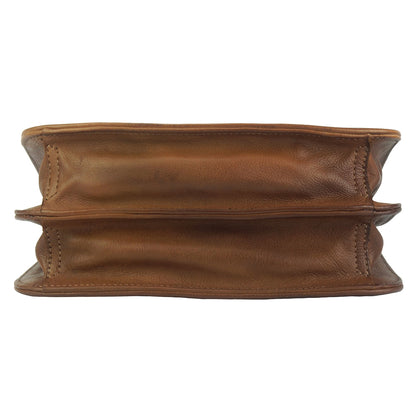 Farbe: Braun