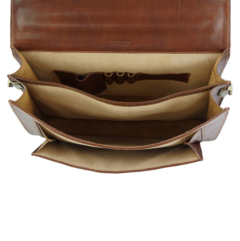 Farbe: Braun