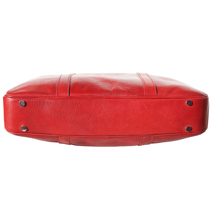 Farbe: Dunkelrot